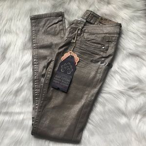 Wallflower Gold Shimmer Skinny Stretch Jeans
